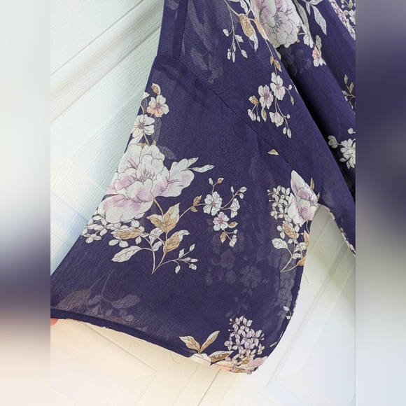 Band Of Gypsies Floral Kimono Cardigan - Picture 3 of 6